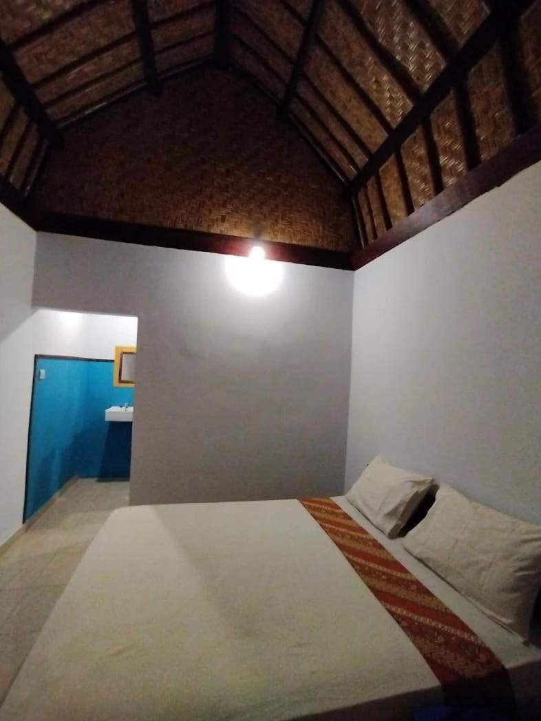 Diki Bungalows Kuta  Zewnętrze zdjęcie