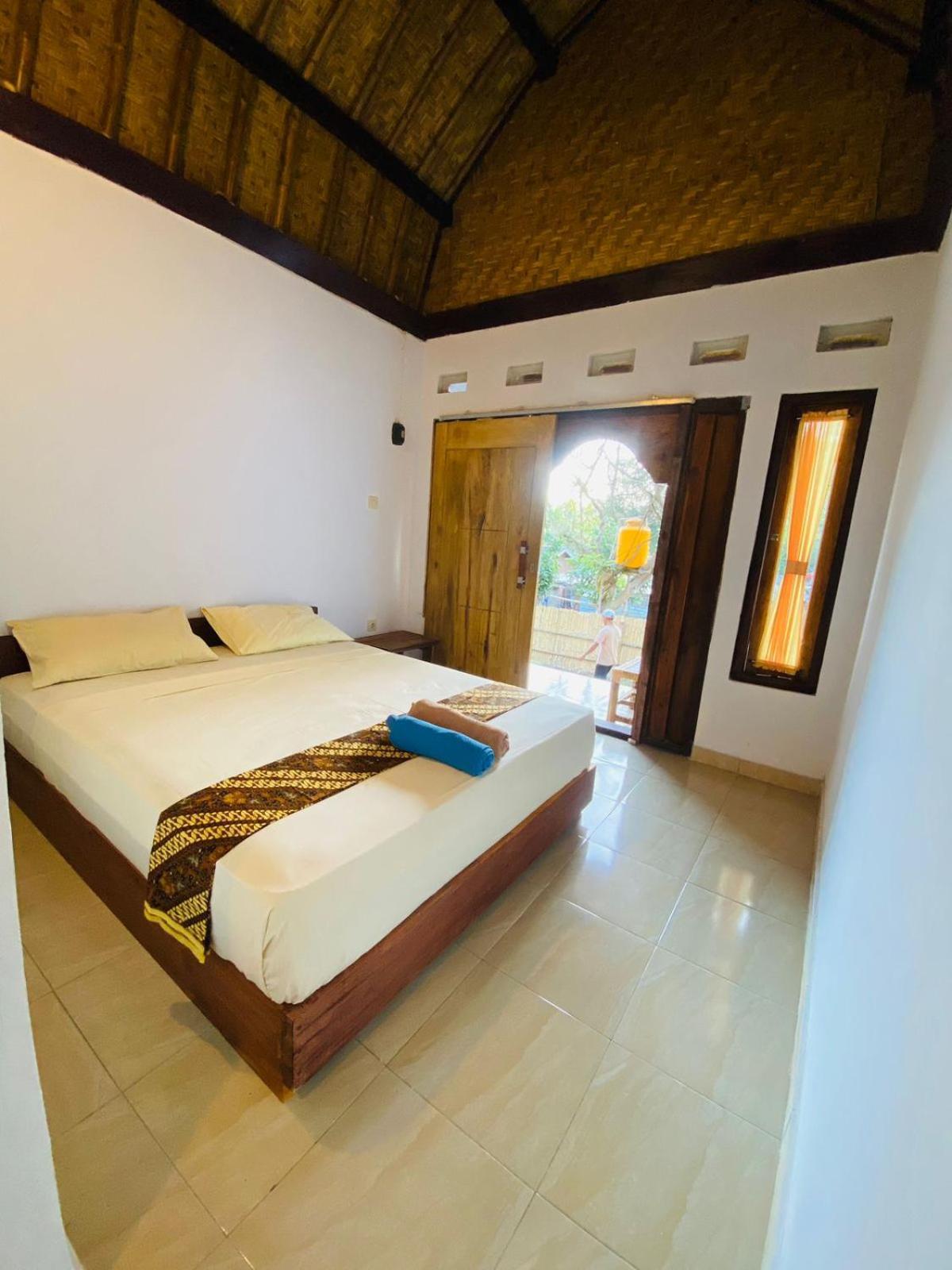 Diki Bungalows Kuta  Zewnętrze zdjęcie