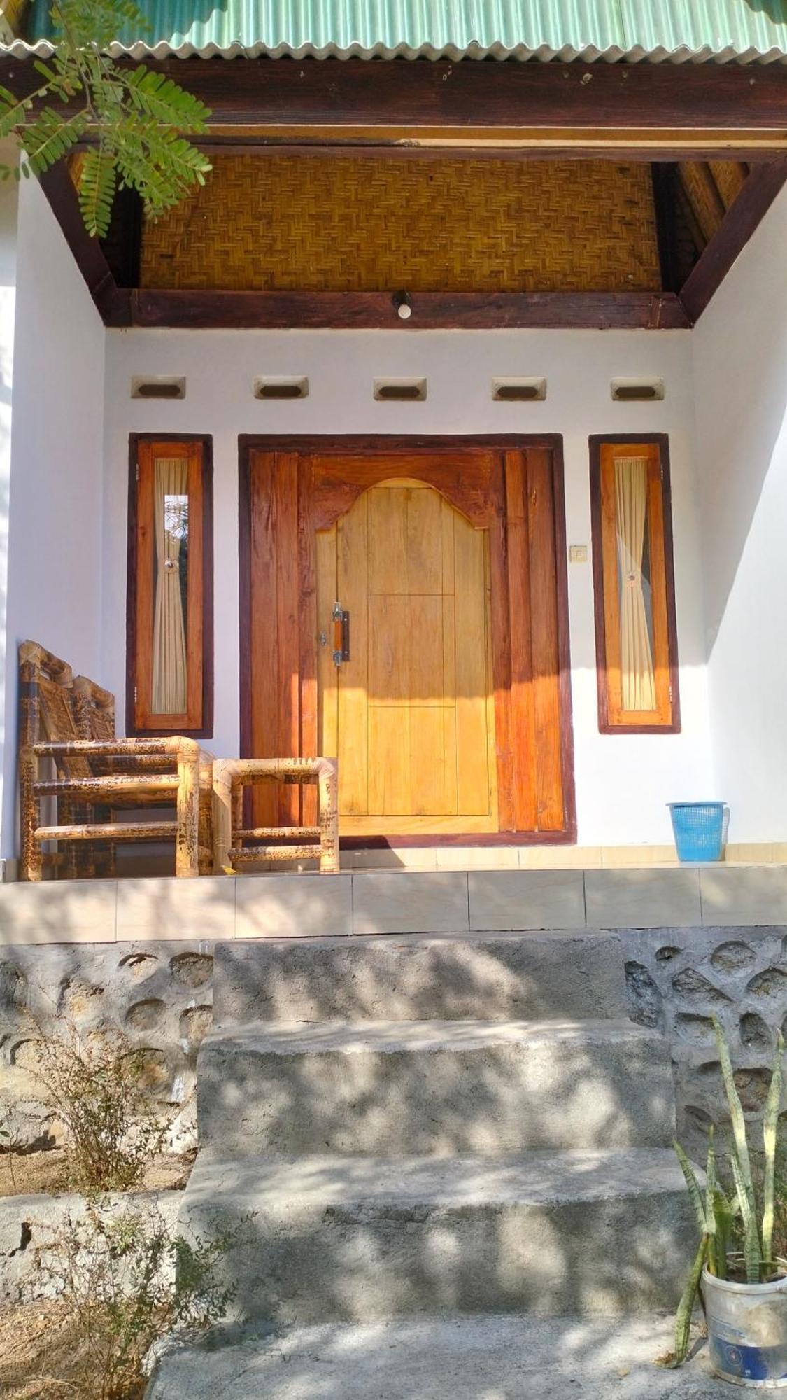 Diki Bungalows Kuta  Zewnętrze zdjęcie