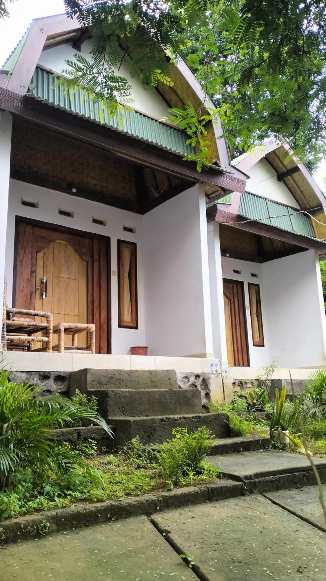 Diki Bungalows Kuta  Zewnętrze zdjęcie