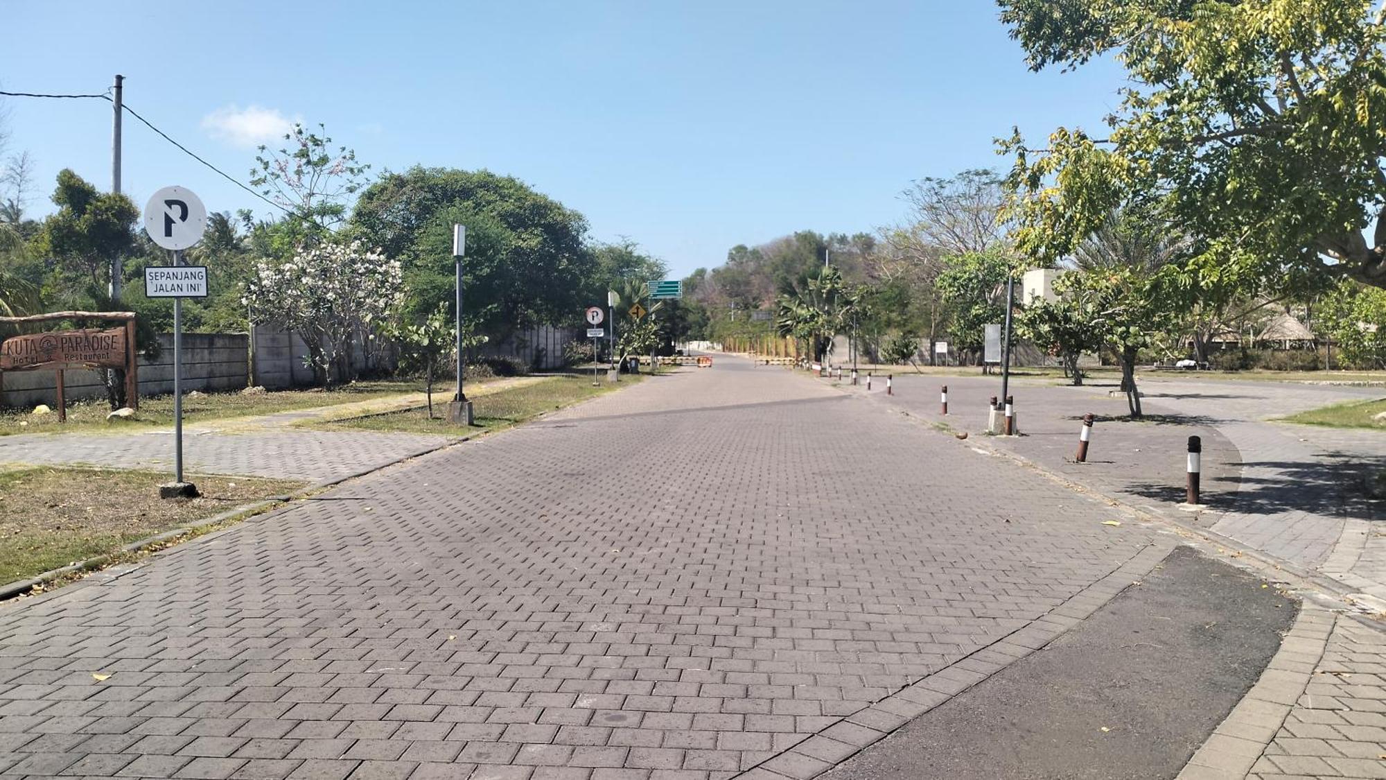 Diki Bungalows Kuta  Zewnętrze zdjęcie