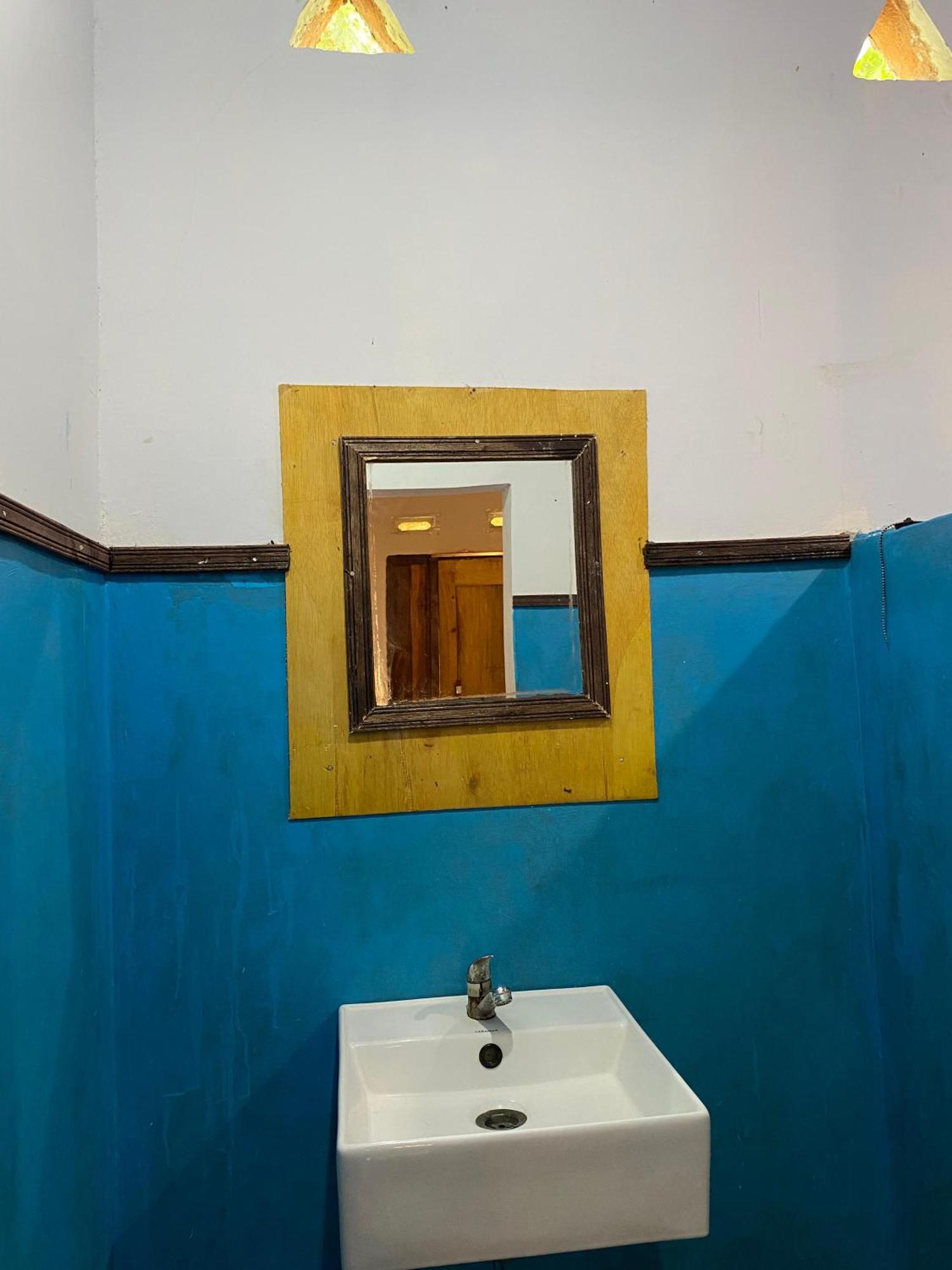 Diki Bungalows Kuta  Zewnętrze zdjęcie